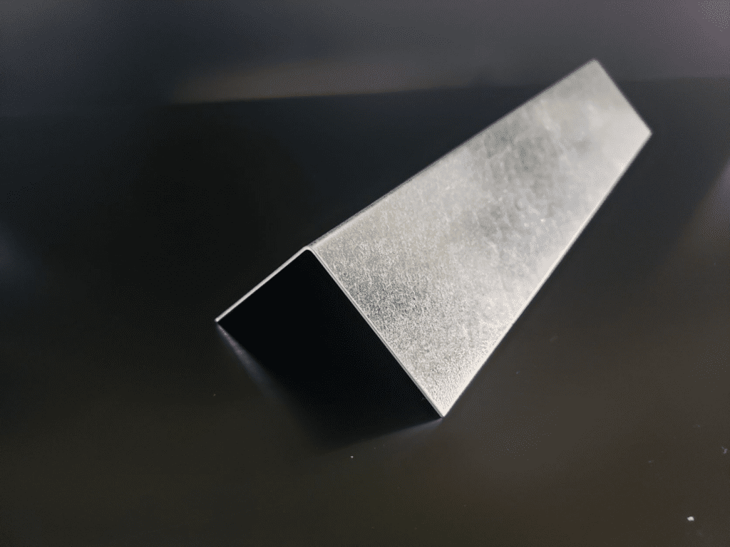 Kinh Nghiệm Chọn Mua Thép Góc Chuẩn Cho Khách Hàng B2B